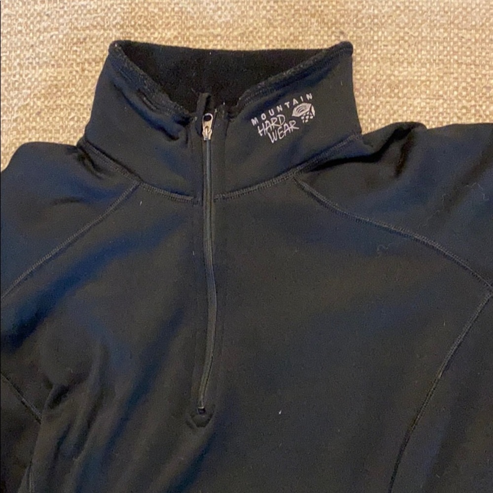 Mountain Hardware black quarter zip. Reversible!